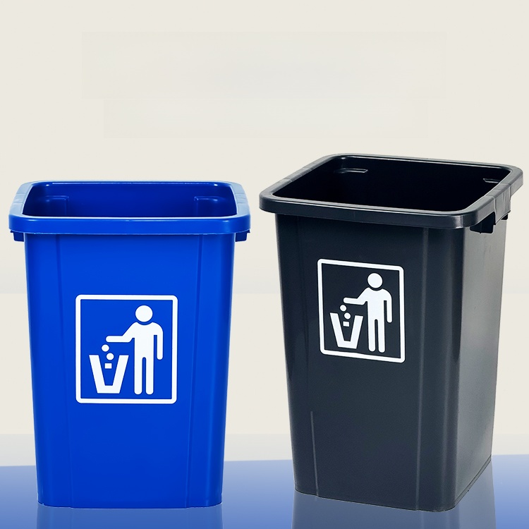 Grote, duurzame, vierkante pla - Commercial Kitchen Bin recensie en prijs